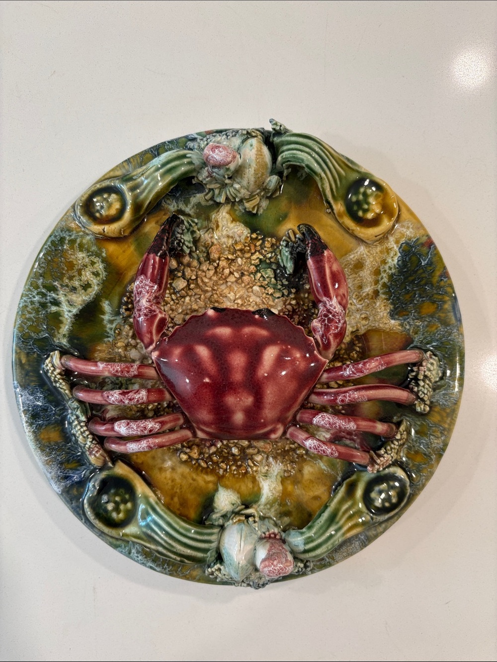 Majolisa Palissy style crab plate
